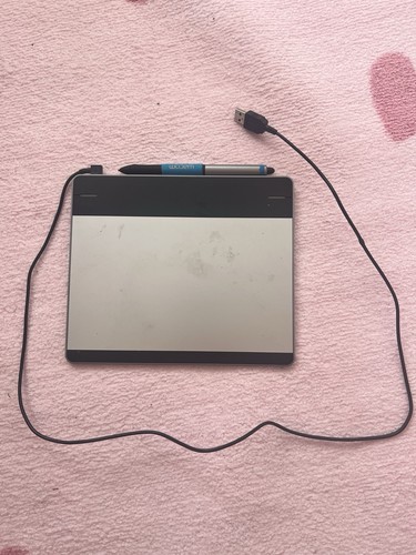 Wacom cth 480 intuos graphics - cth-480,