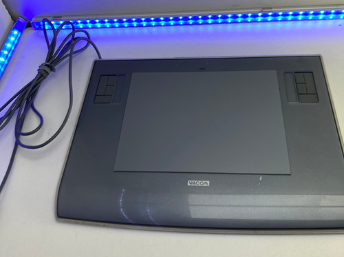 Wacom graphic tablet - tablet, intuos
