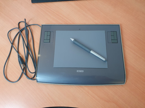 Wacom intuos ptz 630g - wacom, ptz-630g
