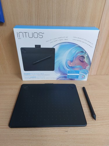Wacom intuos art - art, pen