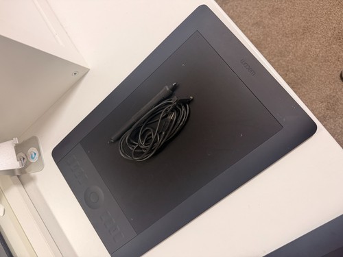 Wacom intuos5 touch - wacom, medium
