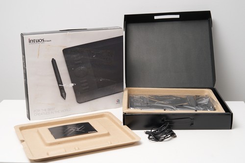 Wacom graphics tablet - wacom, small